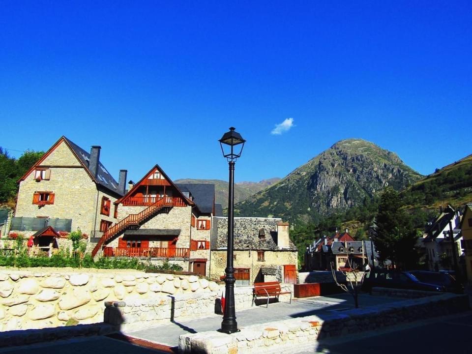 Tredos, Casa Adosada. Baqueira Luaran gambar